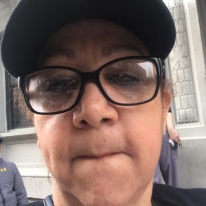 Meet your Posher, Luz